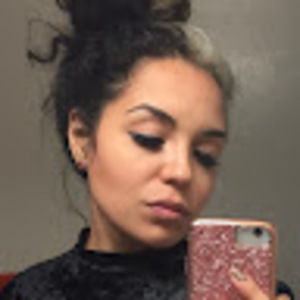 Meet your Posher, Stella